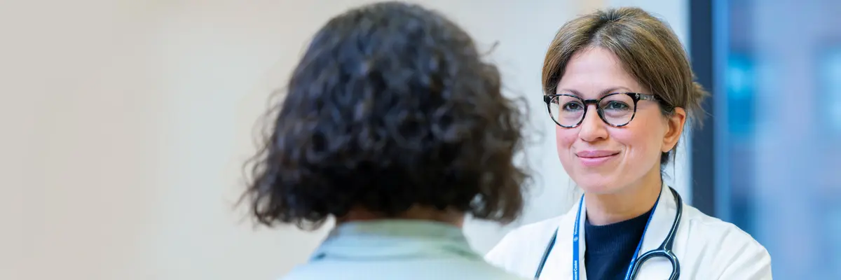 Breast oncologist Dr. Shanu Modi with a patient 