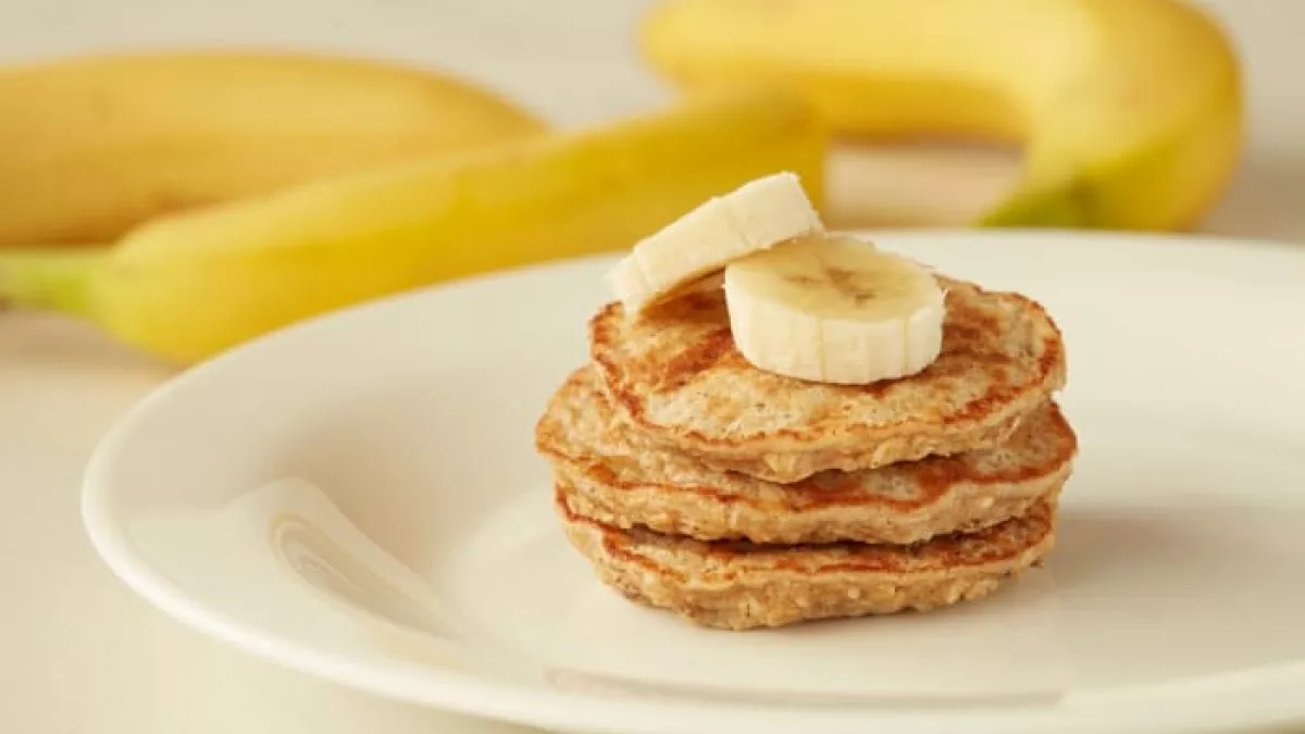 Cinnamon Banana Pancakes