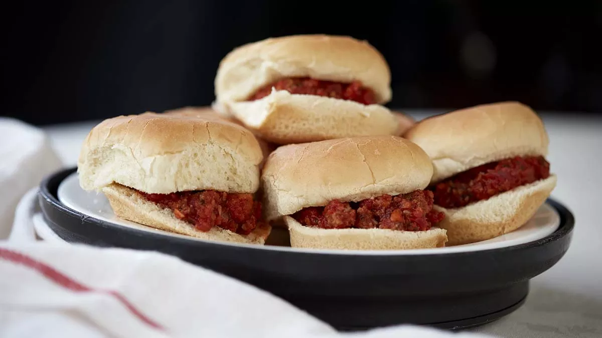 Sloppy Joe sliders made from turkey